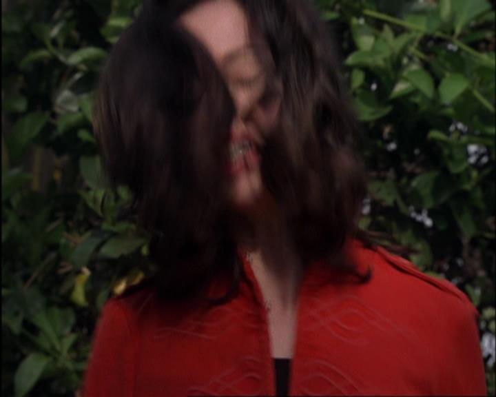 Charmed-Online-dot-420LongLiveTheQueen0627.jpg