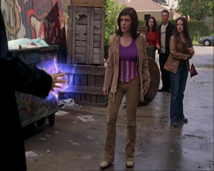 Charmed-Online-dot-420LongLiveTheQueen0656.jpg