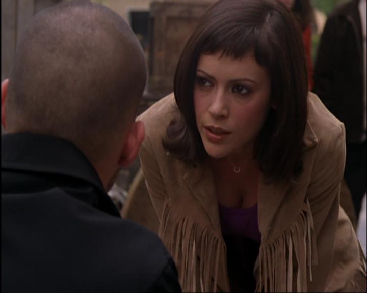 Charmed-Online-dot-420LongLiveTheQueen0667.jpg