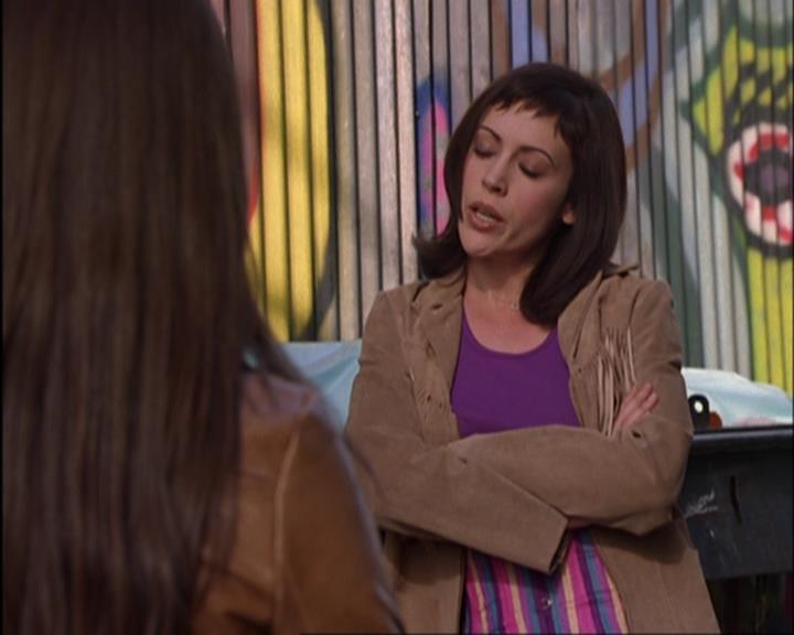 Charmed-Online-dot-420LongLiveTheQueen0705.jpg