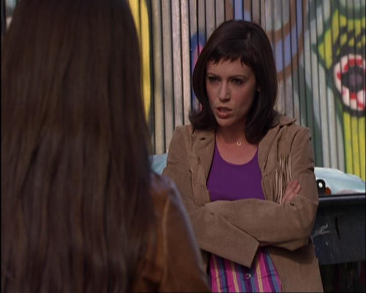 Charmed-Online-dot-420LongLiveTheQueen0710.jpg