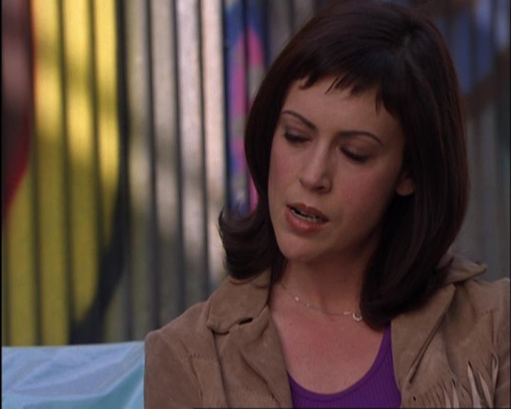 Charmed-Online-dot-420LongLiveTheQueen0777.jpg