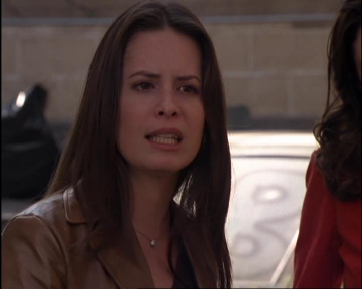 Charmed-Online-dot-420LongLiveTheQueen0779.jpg