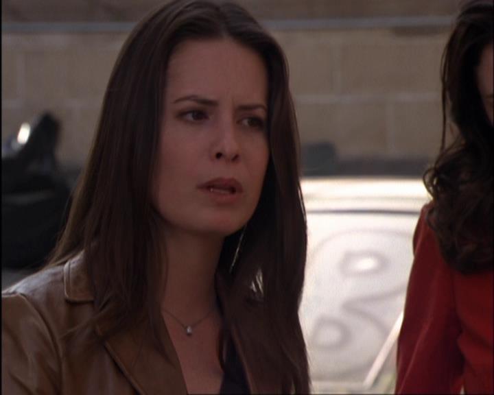 Charmed-Online-dot-420LongLiveTheQueen0780.jpg