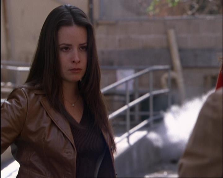 Charmed-Online-dot-420LongLiveTheQueen0798.jpg