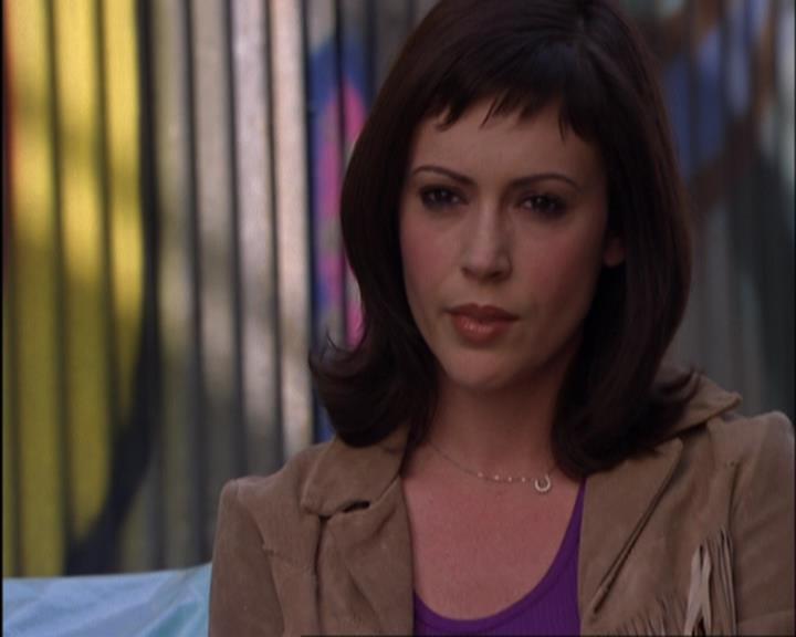 Charmed-Online-dot-420LongLiveTheQueen0803.jpg