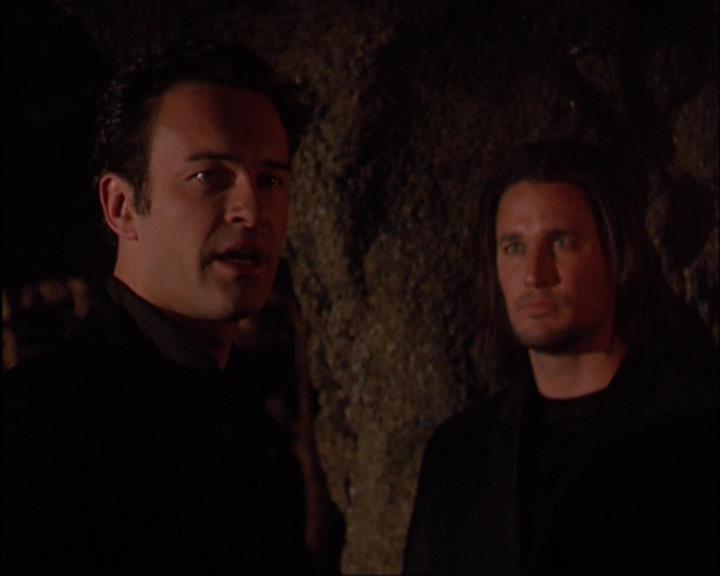 Charmed-Online-dot-420LongLiveTheQueen0848.jpg