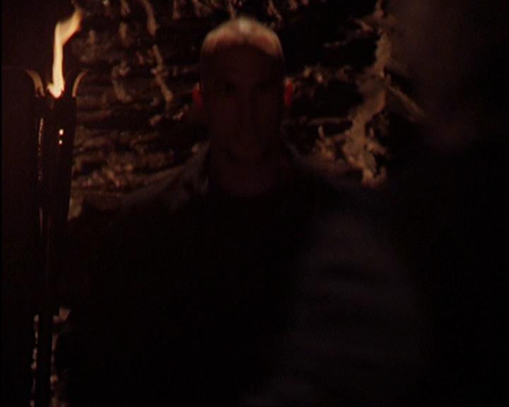 Charmed-Online-dot-420LongLiveTheQueen0850.jpg
