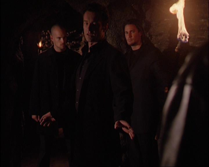 Charmed-Online-dot-420LongLiveTheQueen0866.jpg