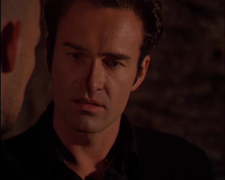 Charmed-Online-dot-420LongLiveTheQueen0882.jpg