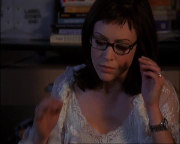 Charmed-Online-dot-420LongLiveTheQueen1047.jpg