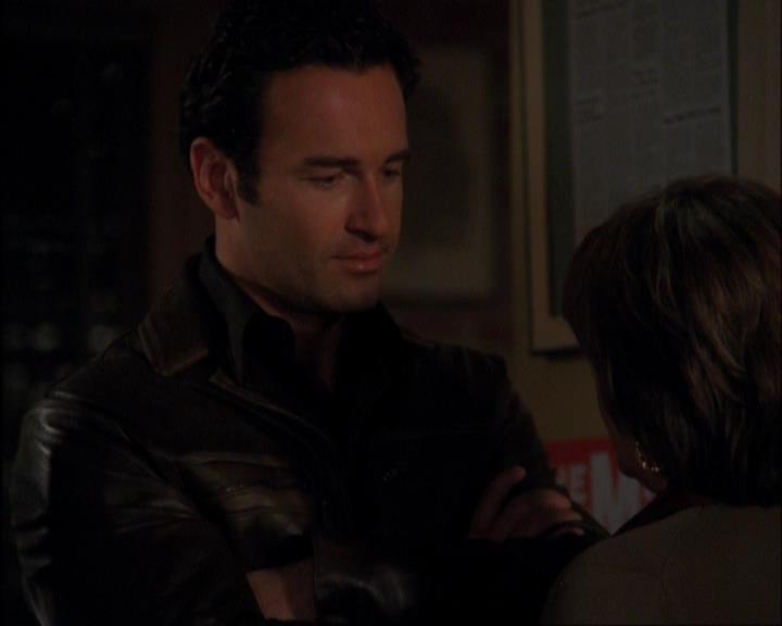 Charmed-Online-dot-420LongLiveTheQueen1073.jpg