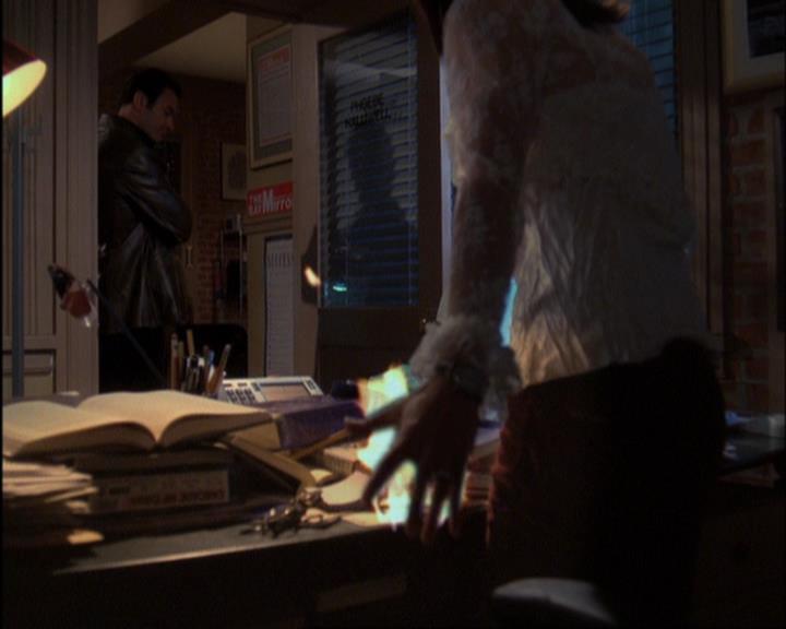 Charmed-Online-dot-420LongLiveTheQueen1076.jpg Charmed-Online-dot-420LongLiveTheQueen1076.jpg