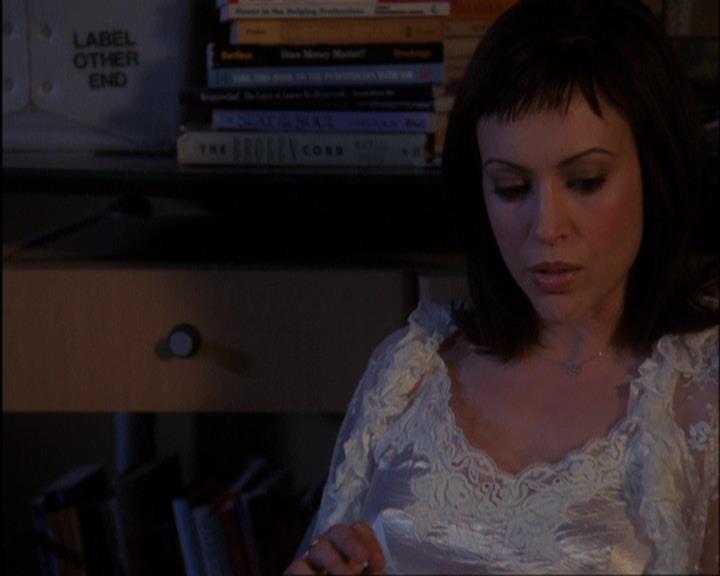 Charmed-Online-dot-420LongLiveTheQueen1093.jpg