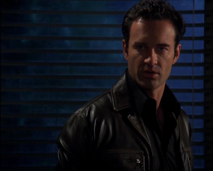 Charmed-Online-dot-420LongLiveTheQueen1138.jpg