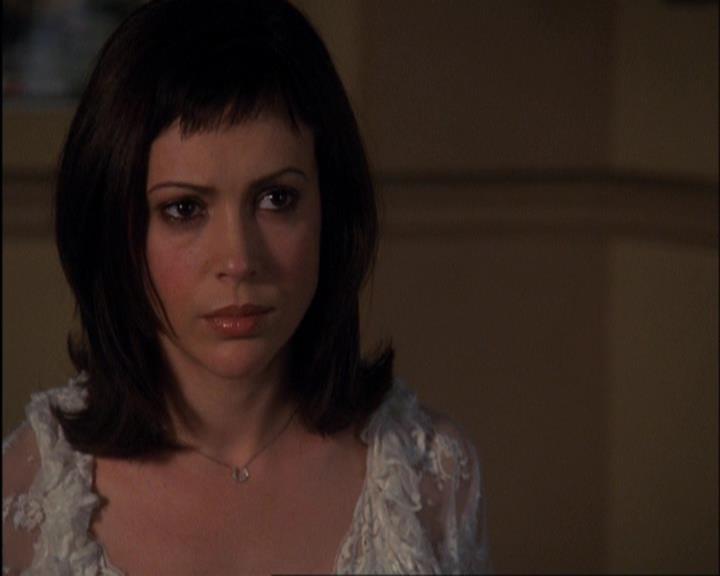 Charmed-Online-dot-420LongLiveTheQueen1173.jpg