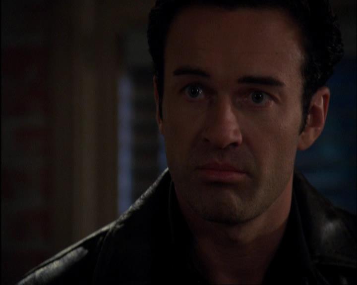 Charmed-Online-dot-420LongLiveTheQueen1189.jpg