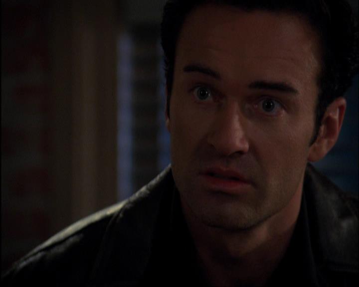 Charmed-Online-dot-420LongLiveTheQueen1191.jpg