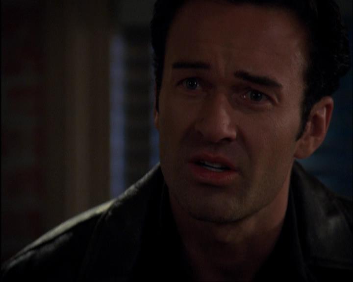 Charmed-Online-dot-420LongLiveTheQueen1197.jpg