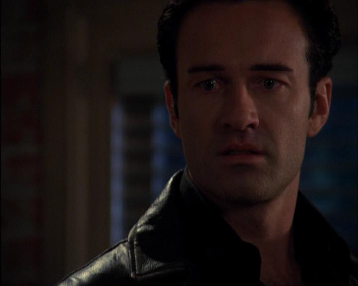 Charmed-Online-dot-420LongLiveTheQueen1215.jpg