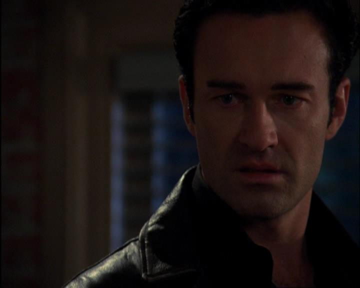 Charmed-Online-dot-420LongLiveTheQueen1216.jpg