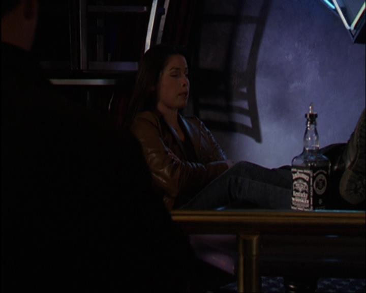 Charmed-Online-dot-420LongLiveTheQueen1240.jpg