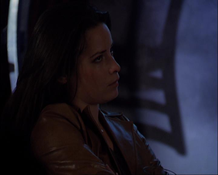 Charmed-Online-dot-420LongLiveTheQueen1247.jpg