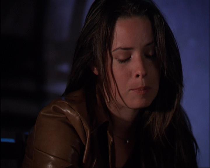 Charmed-Online-dot-420LongLiveTheQueen1259.jpg
