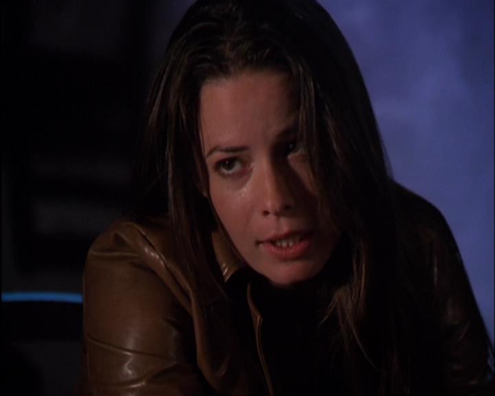 Charmed-Online-dot-420LongLiveTheQueen1264.jpg