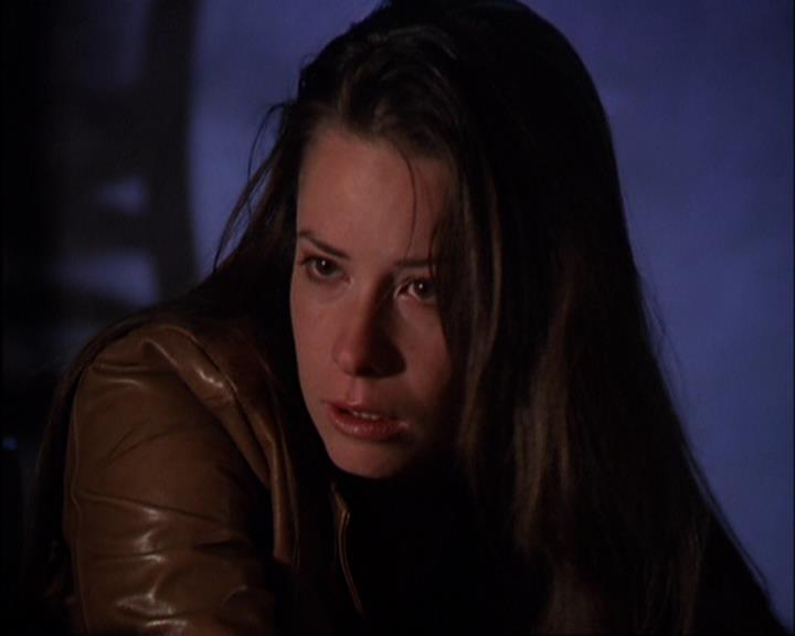 Charmed-Online-dot-420LongLiveTheQueen1307.jpg