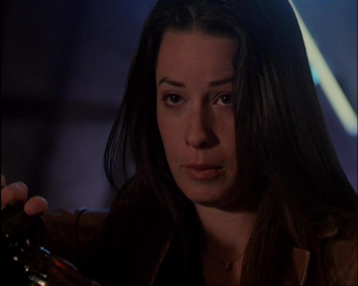 Charmed-Online-dot-420LongLiveTheQueen1320.jpg