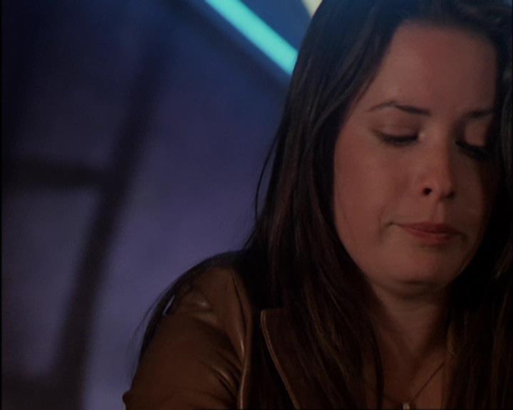Charmed-Online-dot-420LongLiveTheQueen1322.jpg