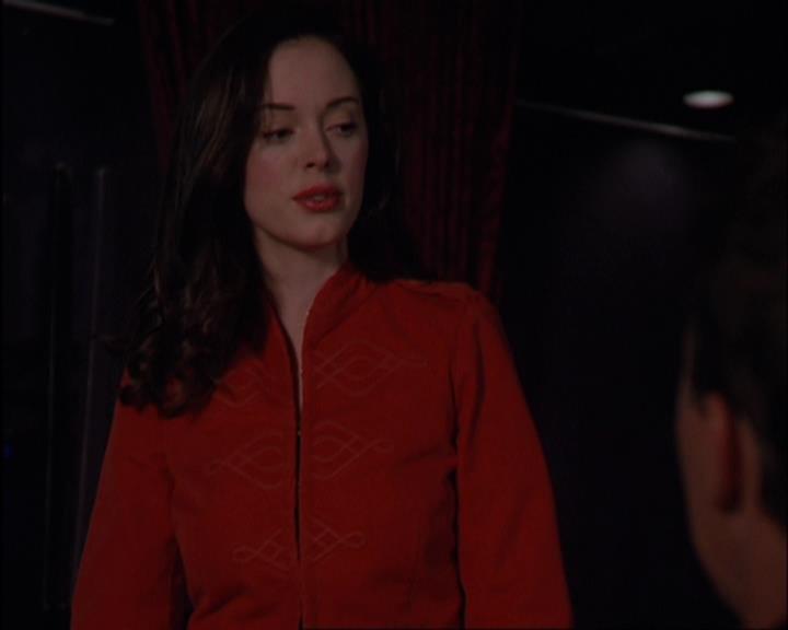 Charmed-Online-dot-420LongLiveTheQueen1431.jpg