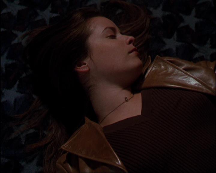 Charmed-Online-dot-420LongLiveTheQueen1448.jpg