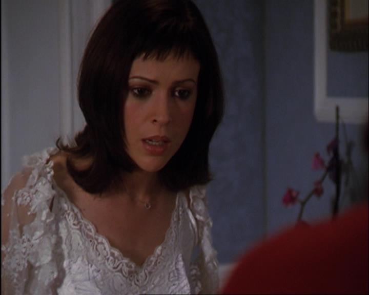 Charmed-Online-dot-420LongLiveTheQueen1494.jpg