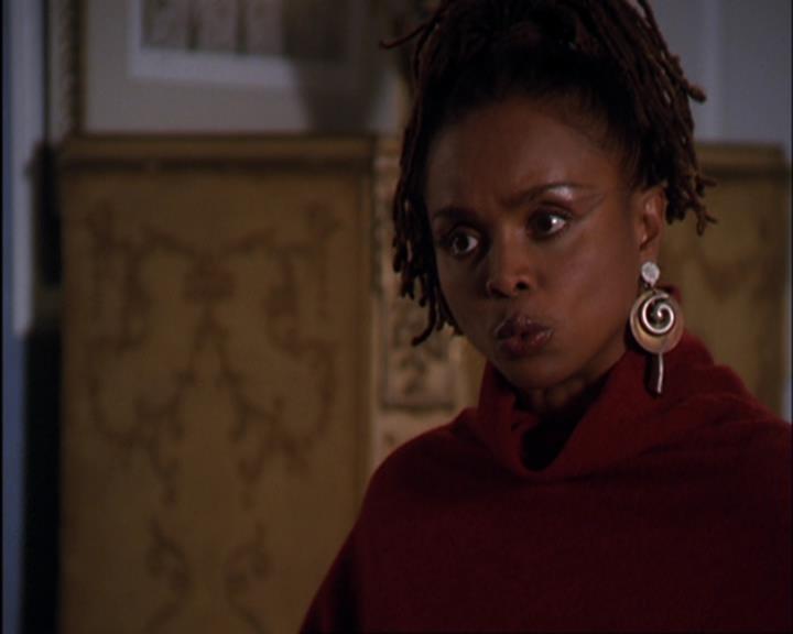 Charmed-Online-dot-420LongLiveTheQueen1503.jpg