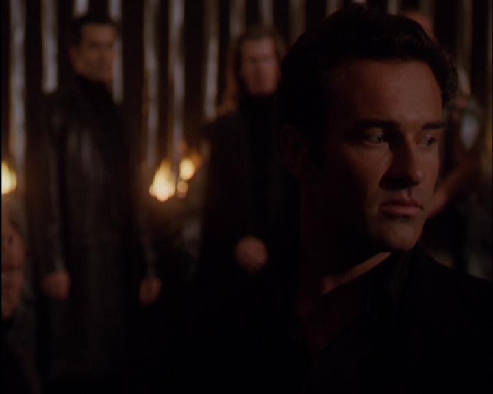 Charmed-Online-dot-420LongLiveTheQueen1570.jpg