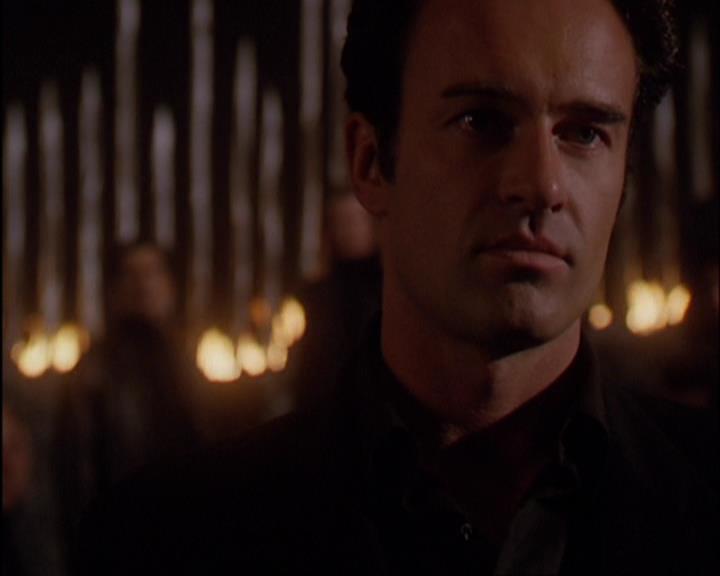 Charmed-Online-dot-420LongLiveTheQueen1603.jpg