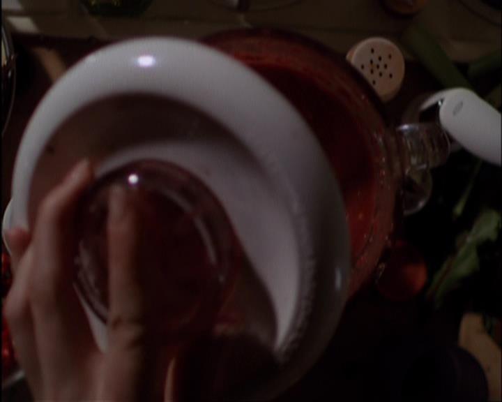 Charmed-Online-dot-420LongLiveTheQueen1655.jpg