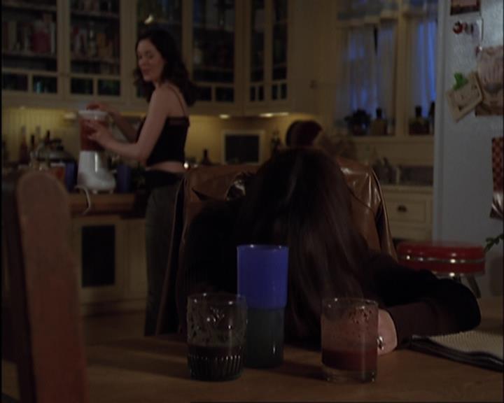 Charmed-Online-dot-420LongLiveTheQueen1663.jpg