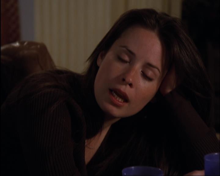 Charmed-Online-dot-420LongLiveTheQueen1711.jpg