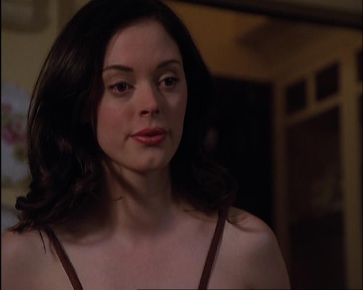 Charmed-Online-dot-420LongLiveTheQueen1734.jpg