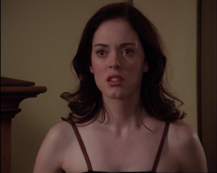 Charmed-Online-dot-420LongLiveTheQueen1838.jpg