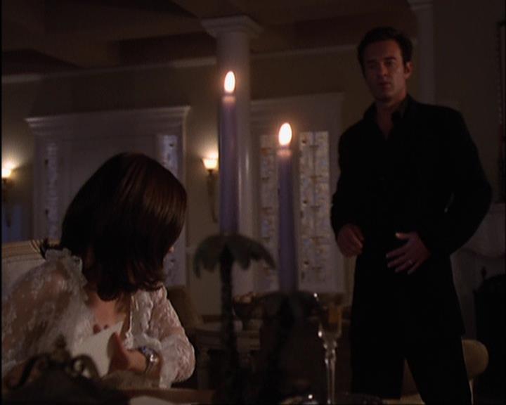 Charmed-Online-dot-420LongLiveTheQueen1857.jpg