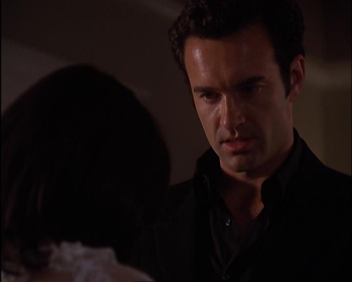 Charmed-Online-dot-420LongLiveTheQueen1960.jpg