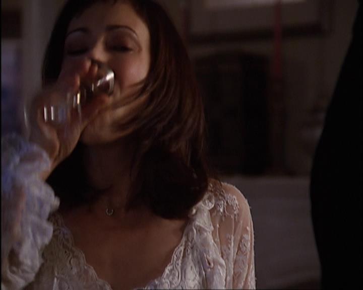 Charmed-Online-dot-420LongLiveTheQueen2013.jpg