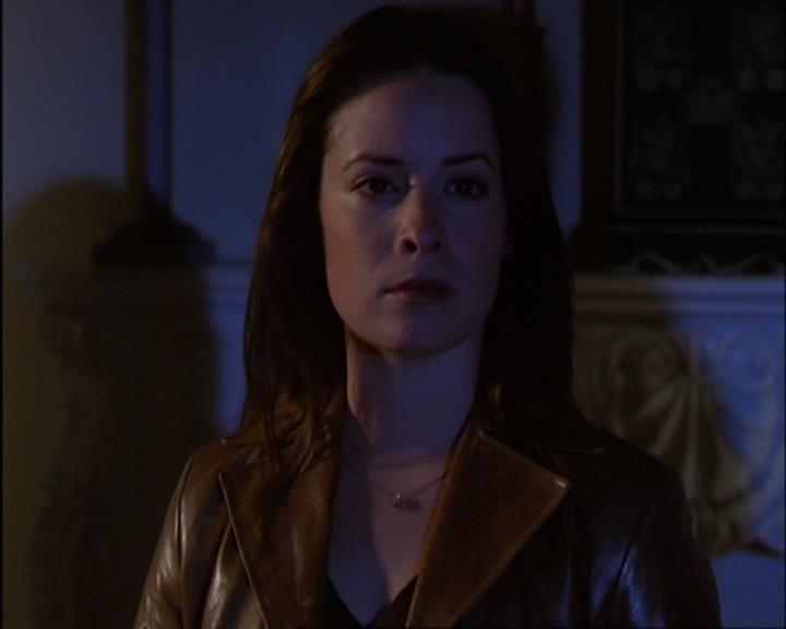 Charmed-Online-dot-420LongLiveTheQueen2130.jpg