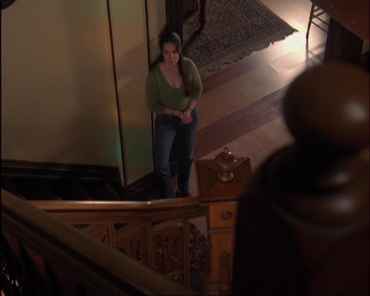 Charmed-Online-dot-420LongLiveTheQueen2232.jpg