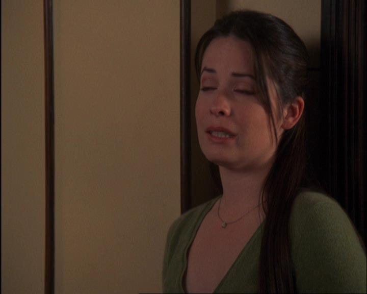 Charmed-Online-dot-420LongLiveTheQueen2251.jpg