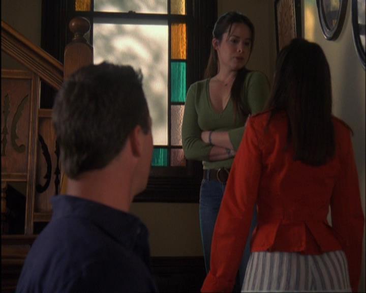 Charmed-Online-dot-420LongLiveTheQueen2285.jpg